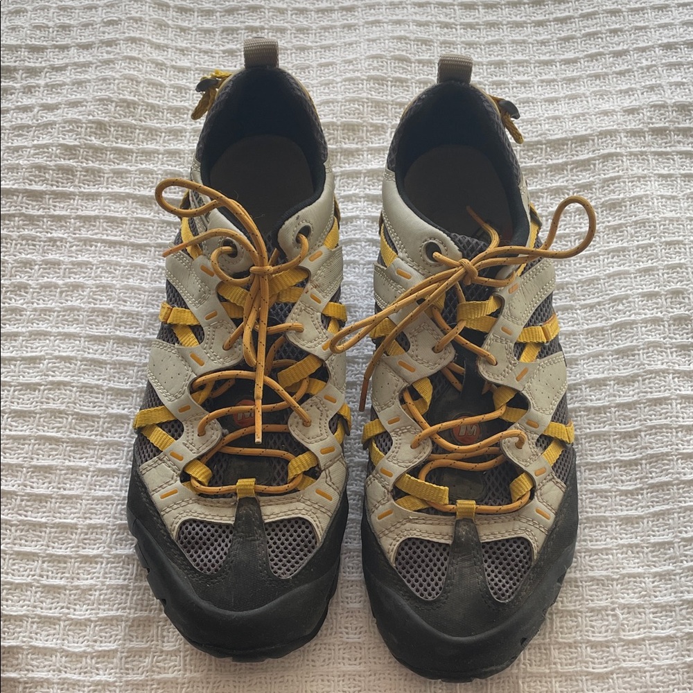 Merrell Beige and Yellow Low-cut Hiking Shoes